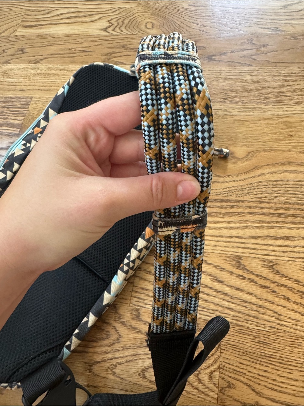 KAVU Sling Backpack Bag in Black with Geometric Print - Picture 3 of 4
